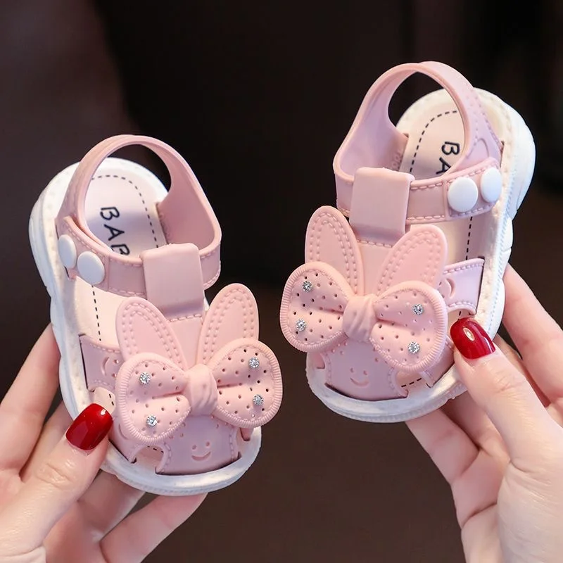 Lindas y cómodas zapatillas de - Kids Outdoor Clubhouse reseña y precio